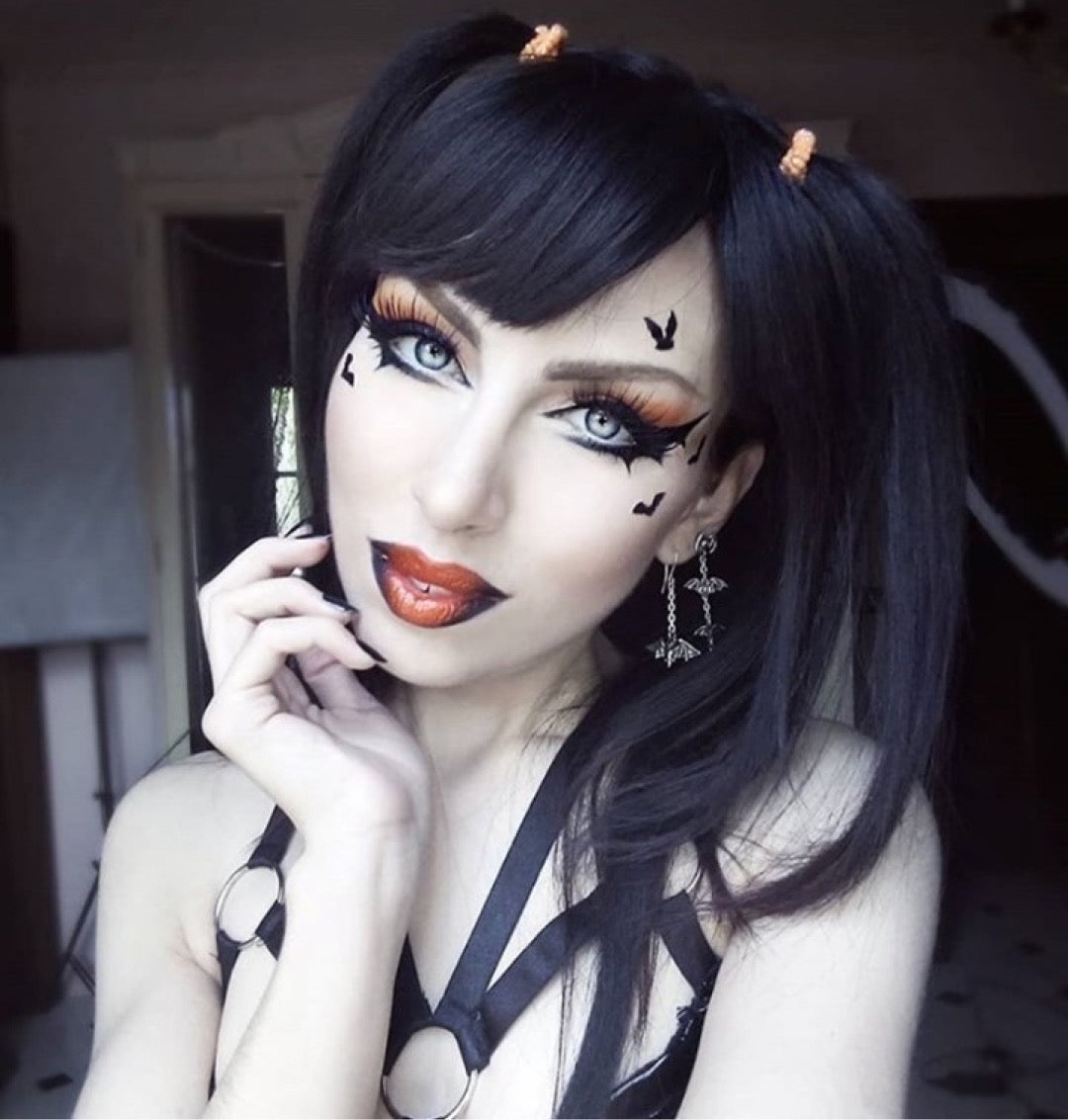Kiss the Night Earrings